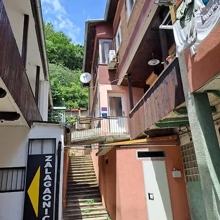 Guest House Ilica2Rooms-3